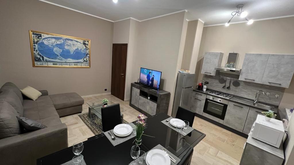 Casa Di Paola 2 Apartment Asti Luaran gambar