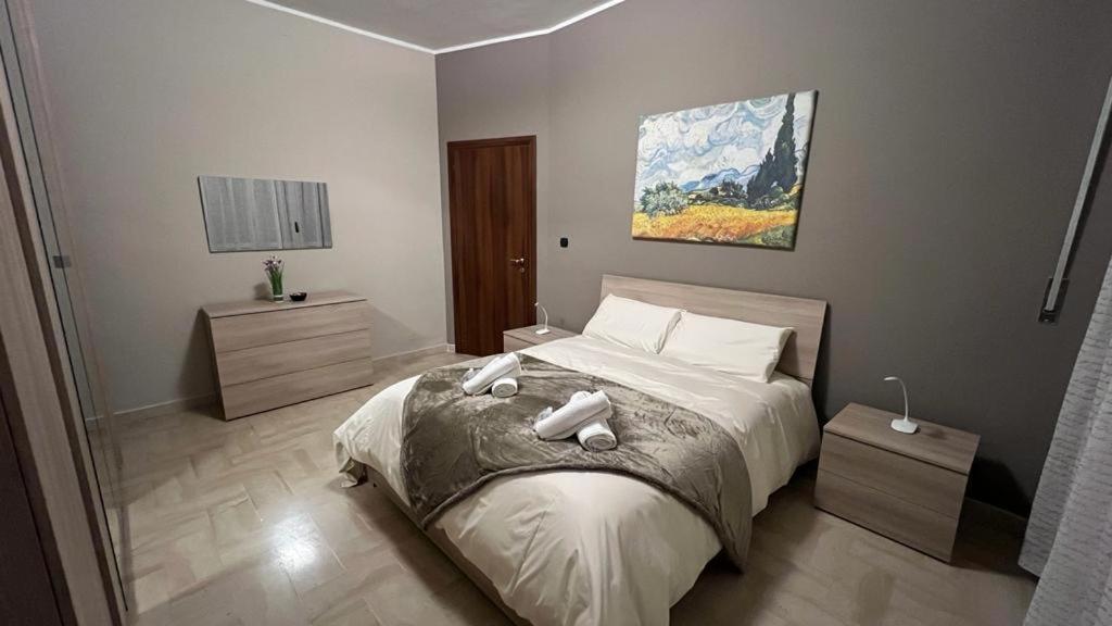 Casa Di Paola 2 Apartment Asti Luaran gambar