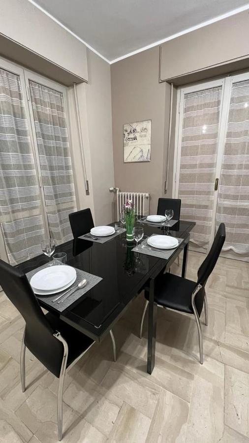 Casa Di Paola 2 Apartment Asti Luaran gambar